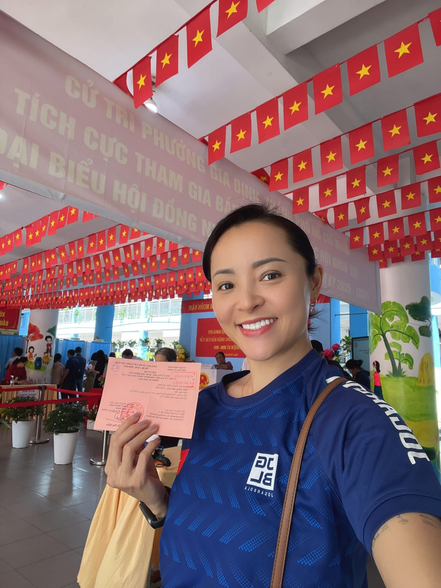 Huấn luyện viên, vận động viên Việt Nam hân hoan, tự hào đi bầu cử- Ảnh 3. Huấn luyện viên, vận động viên Việt Nam hân hoan, tự hào đi bầu cử- Ảnh 3.