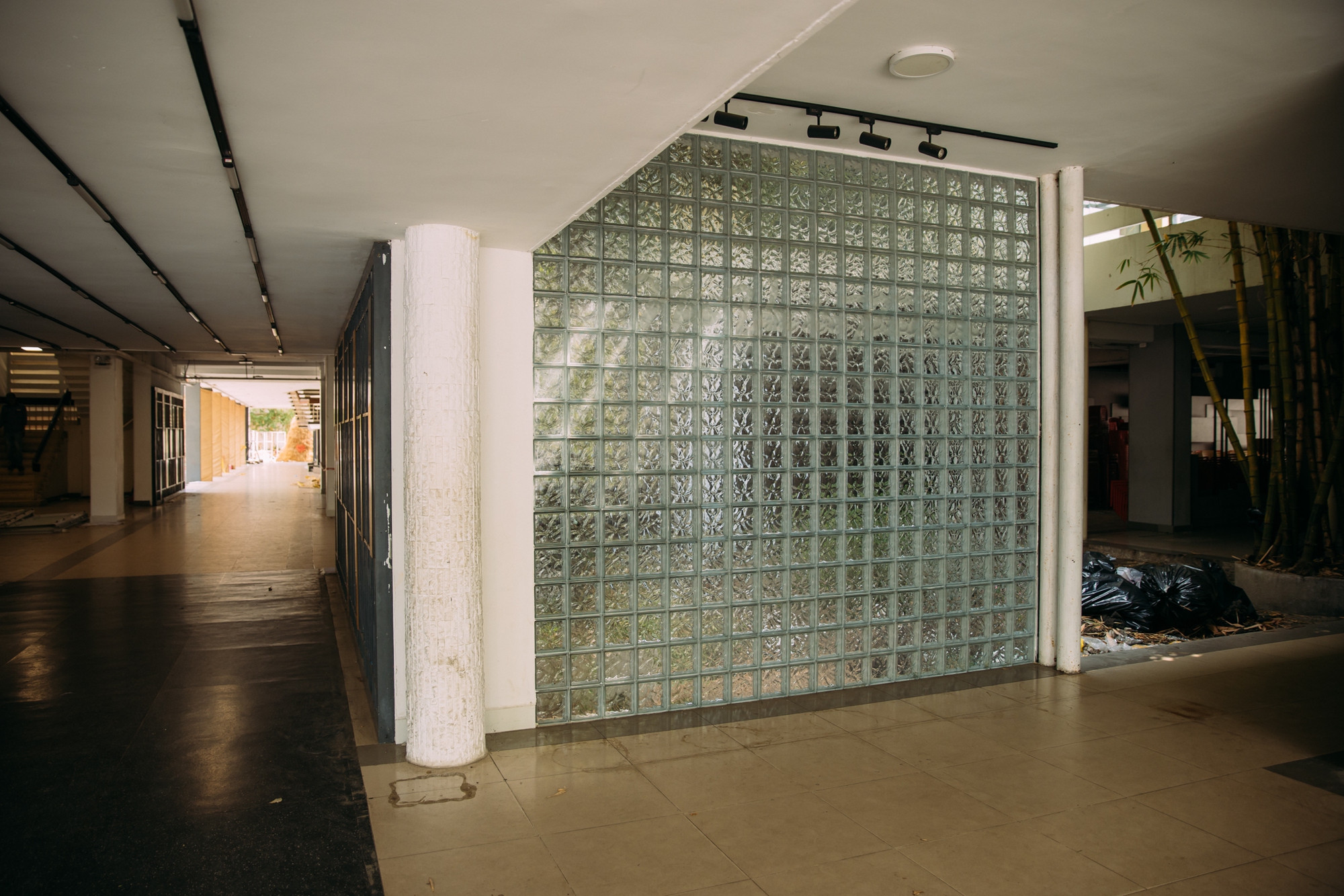 Nhìn lại Nhà Văn hóa Thanh niên lần cuối sau hành trình hơn nửa thế kỷ- Ảnh 35. Nhìn lại Nhà Văn hóa Thanh niên lần cuối sau hành trình hơn nửa thế kỷ- Ảnh 35.