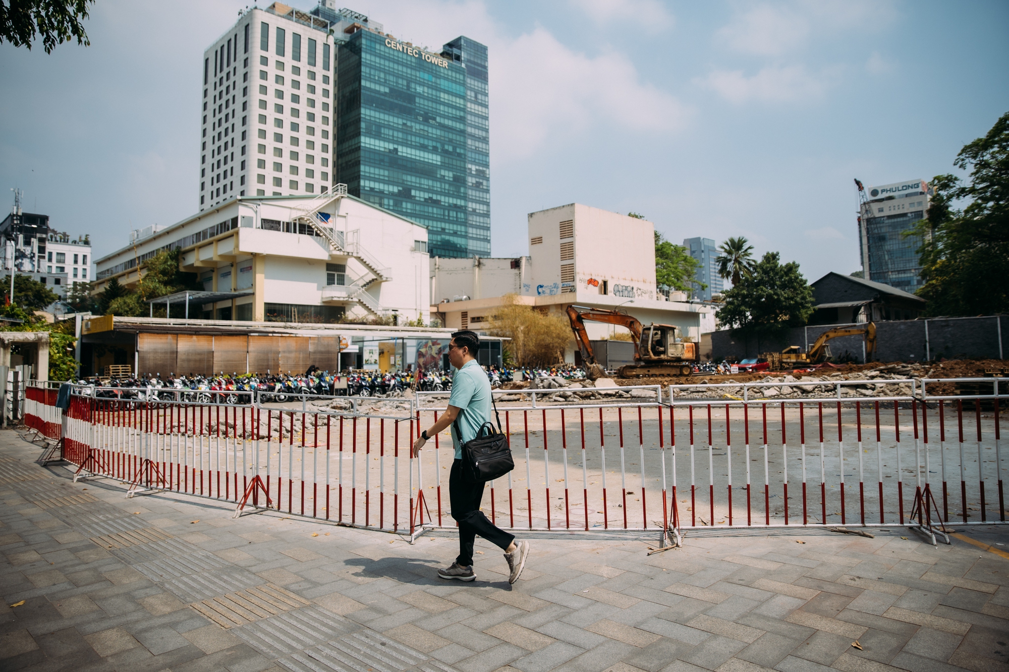 Nhìn lại Nhà Văn hóa Thanh niên lần cuối sau hành trình hơn nửa thế kỷ- Ảnh 28. Nhìn lại Nhà Văn hóa Thanh niên lần cuối sau hành trình hơn nửa thế kỷ- Ảnh 28.