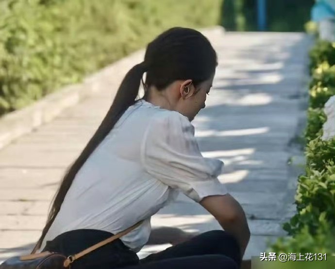 Bức ảnh vạch trần b&iacute; mật lớn nhất cuộc đời Lưu Diệc Phi: Chi 3,8 tỷ mỗi năm để che giấu- Ảnh 2.