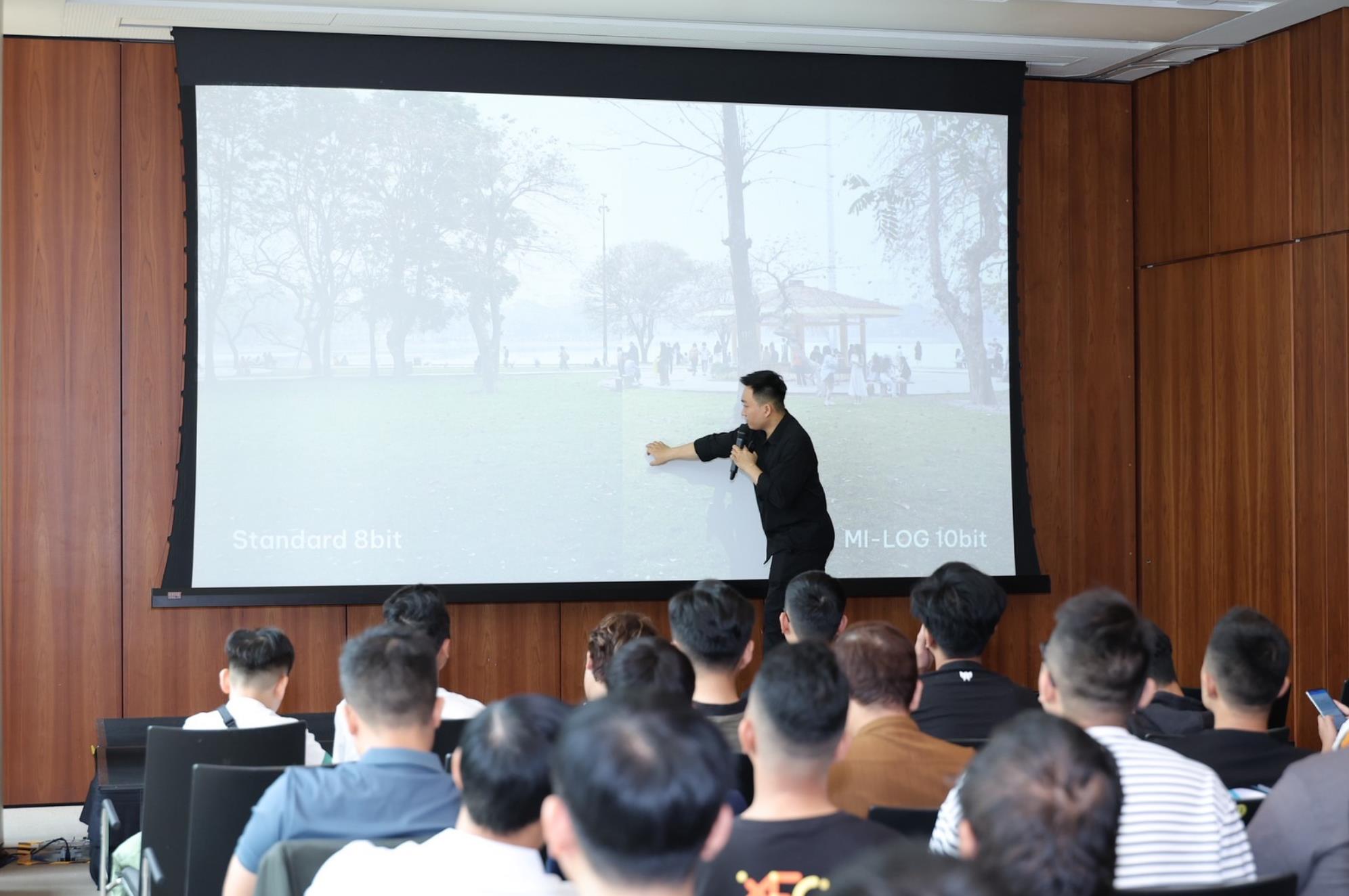 Mifan cùng TGDĐ giải mã sức hút “nhiếp ảnh nguyên bản” của Leica trên Xiaomi 17 Series- Ảnh 2. Mifan cùng TGDĐ giải mã sức hút “nhiếp ảnh nguyên bản” của Leica trên Xiaomi 17 Series- Ảnh 2.