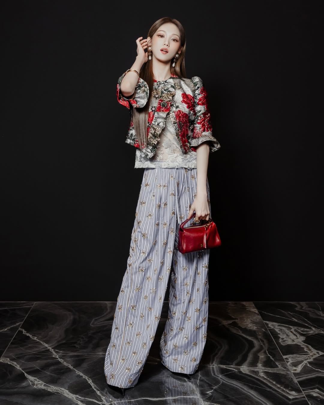 Lee Sung Kyung c&oacute; loạt động th&aacute;i muốn thay thế Moon Ga Young?- Ảnh 5.