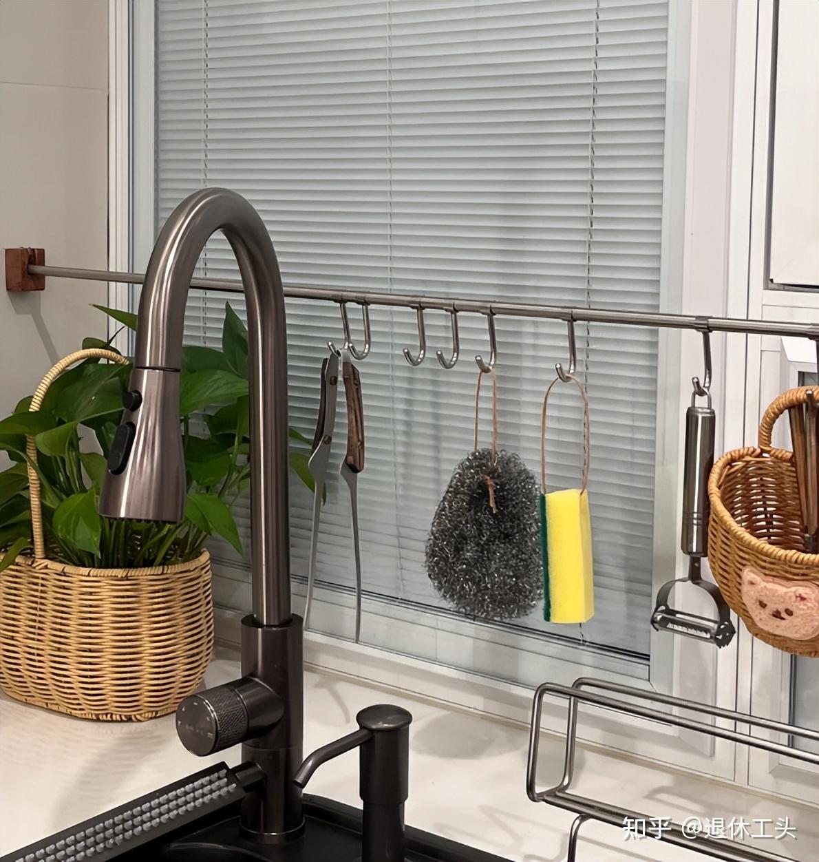 T&ocirc;i học lỏm 6 c&aacute;ch lưu trữ bếp từ nh&agrave; h&agrave;ng x&oacute;m: Nh&igrave;n b&igrave;nh thường nhưng dọn v&agrave;o mới thấy qu&aacute; &ldquo;đ&aacute;ng tiền&rdquo;- Ảnh 5.