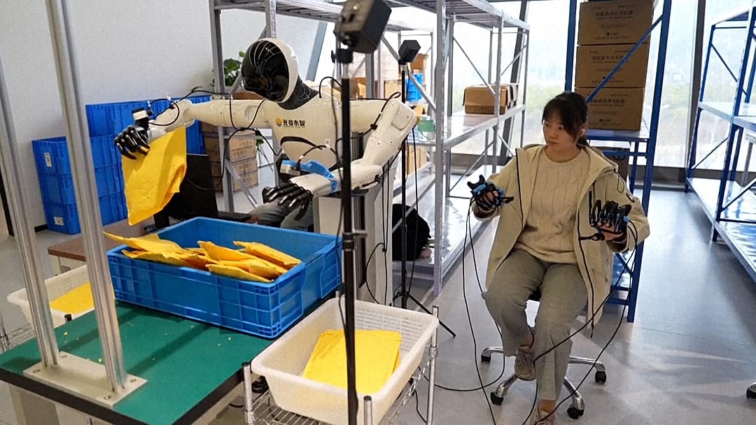 Ph&aacute;t hiện loạt robot Trung Quốc đang được đ&agrave;o tạo suốt ng&agrave;y đ&ecirc;m, nhận nhiệm vụ c&oacute; thể thay đổi cuộc sống của con người m&atilde;i m&atilde;i- Ảnh 1.