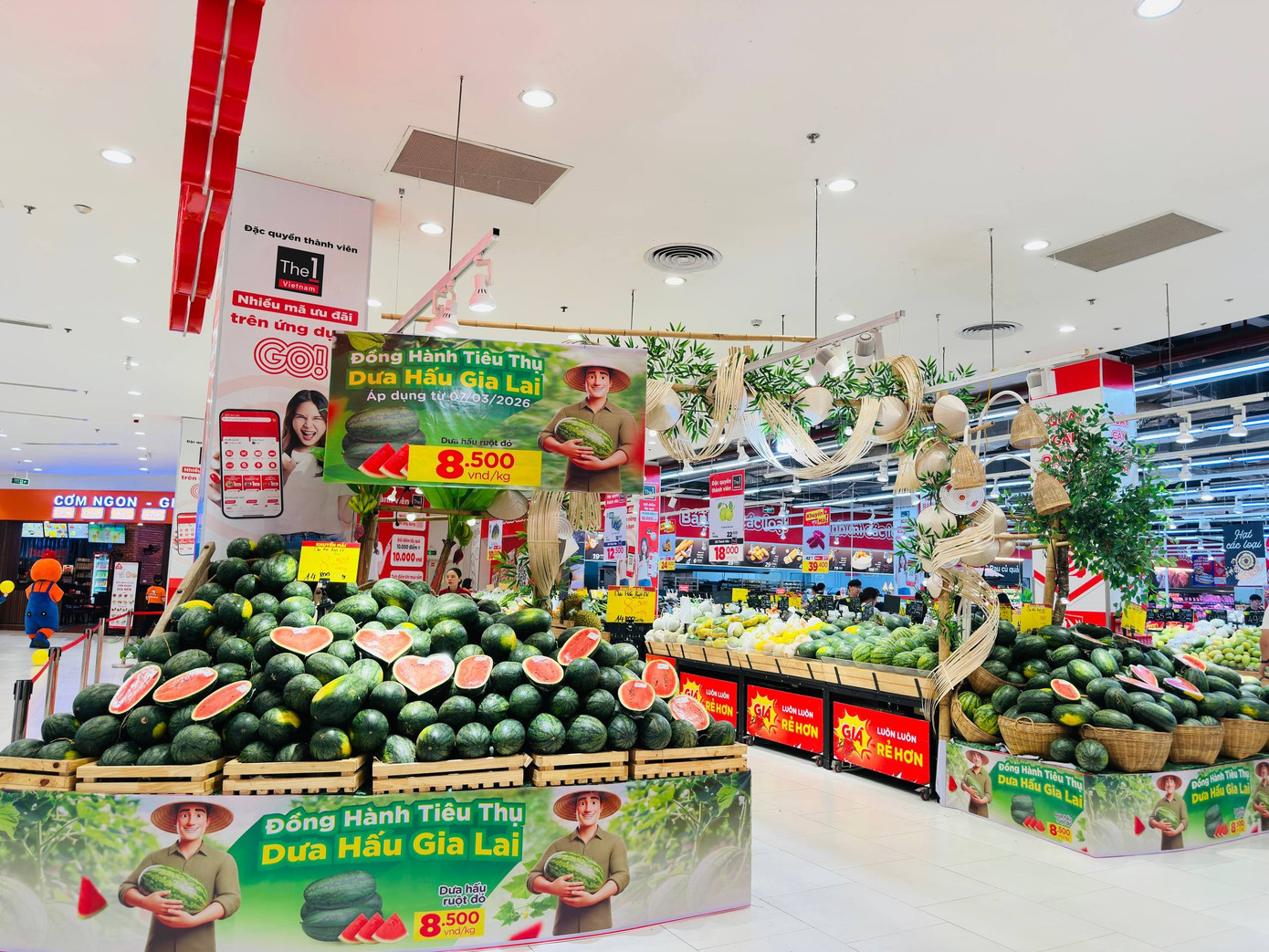 Dưa hấu, xo&agrave;i v&agrave;o m&ugrave;a, gi&aacute; rẻ bất ngờ- Ảnh 7.