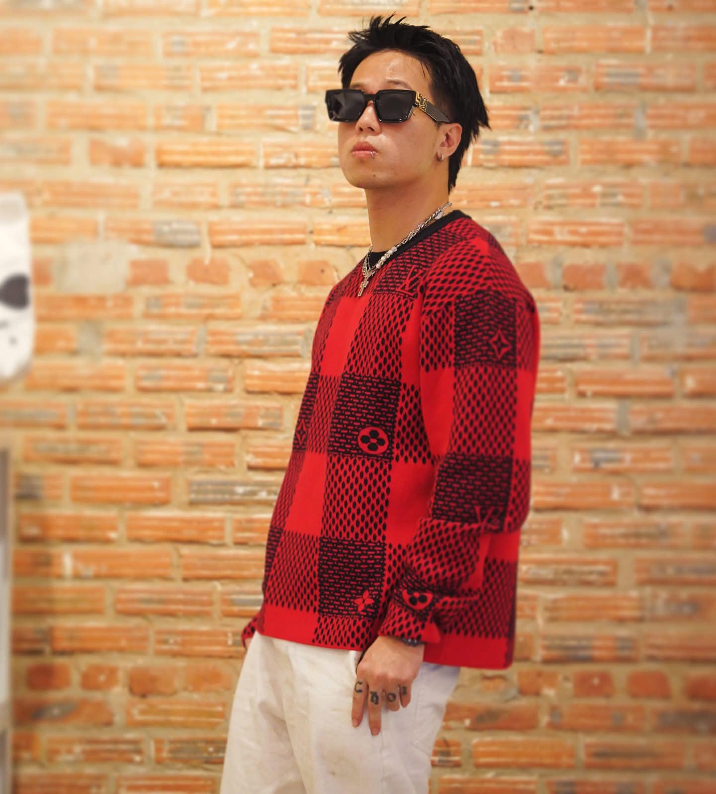 &Aacute; qu&acirc;n King of Rap quảng c&aacute;o web c&aacute; độ, MV ngập tr&agrave;n cảnh ăn chơi g&acirc;y tranh c&atilde;i- Ảnh 4.