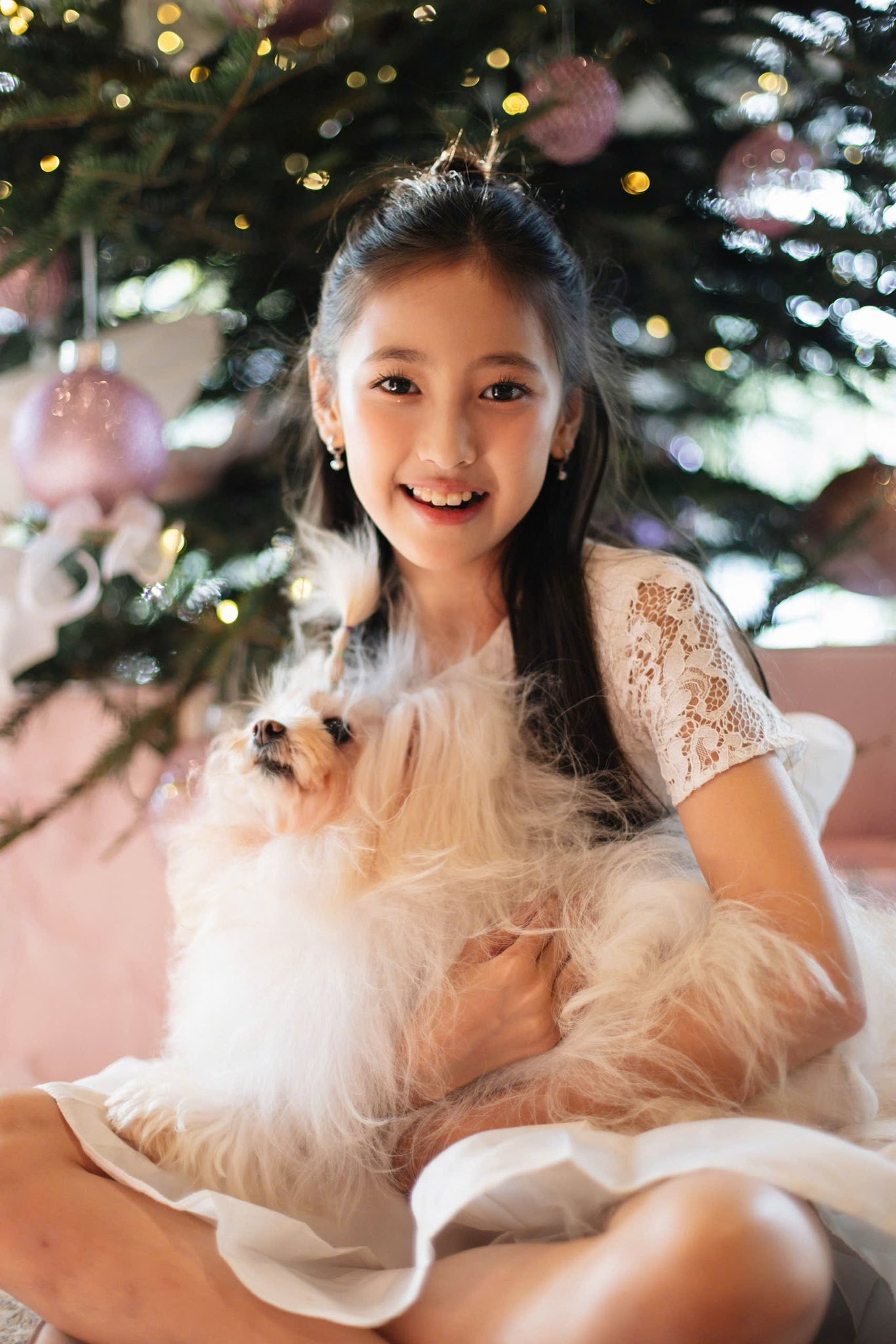 N&agrave;ng Hậu Việt 39 tuổi mang thai con g&aacute;i, từng gặp tai nạn hi hữu: Giờ b&eacute; g&aacute;i xinh như hoa, học trường qu&aacute; xịn s&ograve;- Ảnh 1.