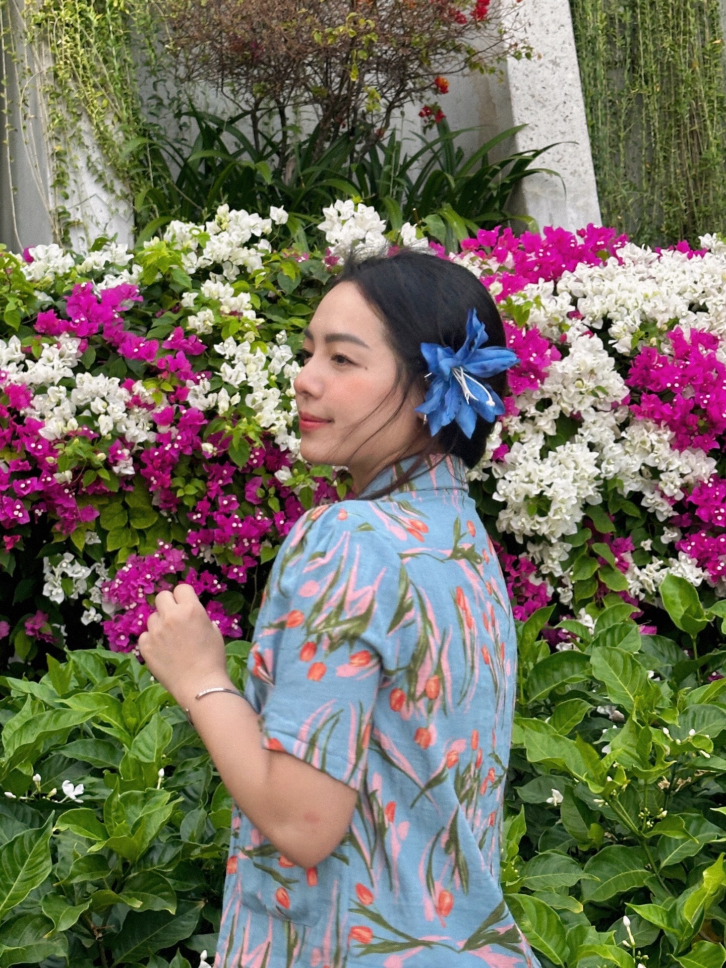 Bố mẹ đều l&agrave; người Việt Nam, đẻ con mắt s&acirc;u mũi cao như T&acirc;y: 3 c&ocirc; g&aacute;i c&oacute; cuộc sống tr&aacute;i ngược sau 10 năm- Ảnh 3.