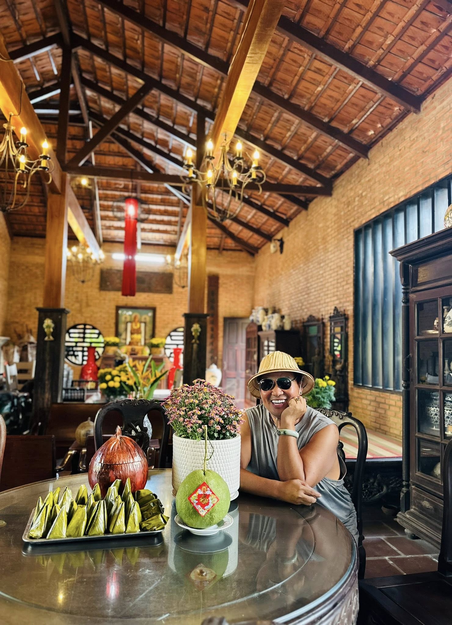 Nam nghệ sĩ nổi tiếng miền Nam rao nửa năm vẫn chưa b&aacute;n được biệt phủ nhiều gỗ qu&yacute; ở Đồng Nai- Ảnh 10.