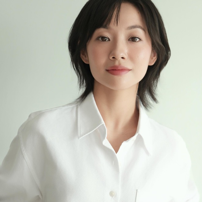 "N&agrave;ng thơ showbiz" cao vỏn vẹn 1m50: Mặc đẹp qu&ecirc;n sầu, đứng ở đ&acirc;u cũng ph&aacute;t s&aacute;ng- Ảnh 2.