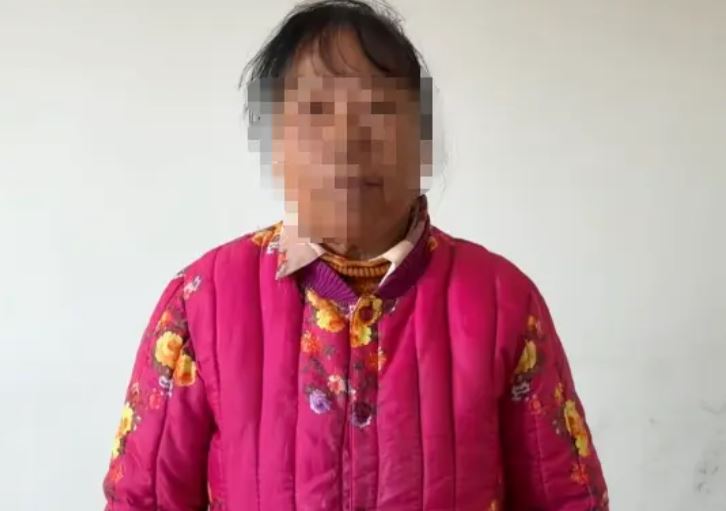 Cụ b&agrave; 82 tuổi kết h&ocirc;n với người đ&agrave;n &ocirc;ng 47 tuổi, con ch&aacute;u sốc nặng- Ảnh 1.