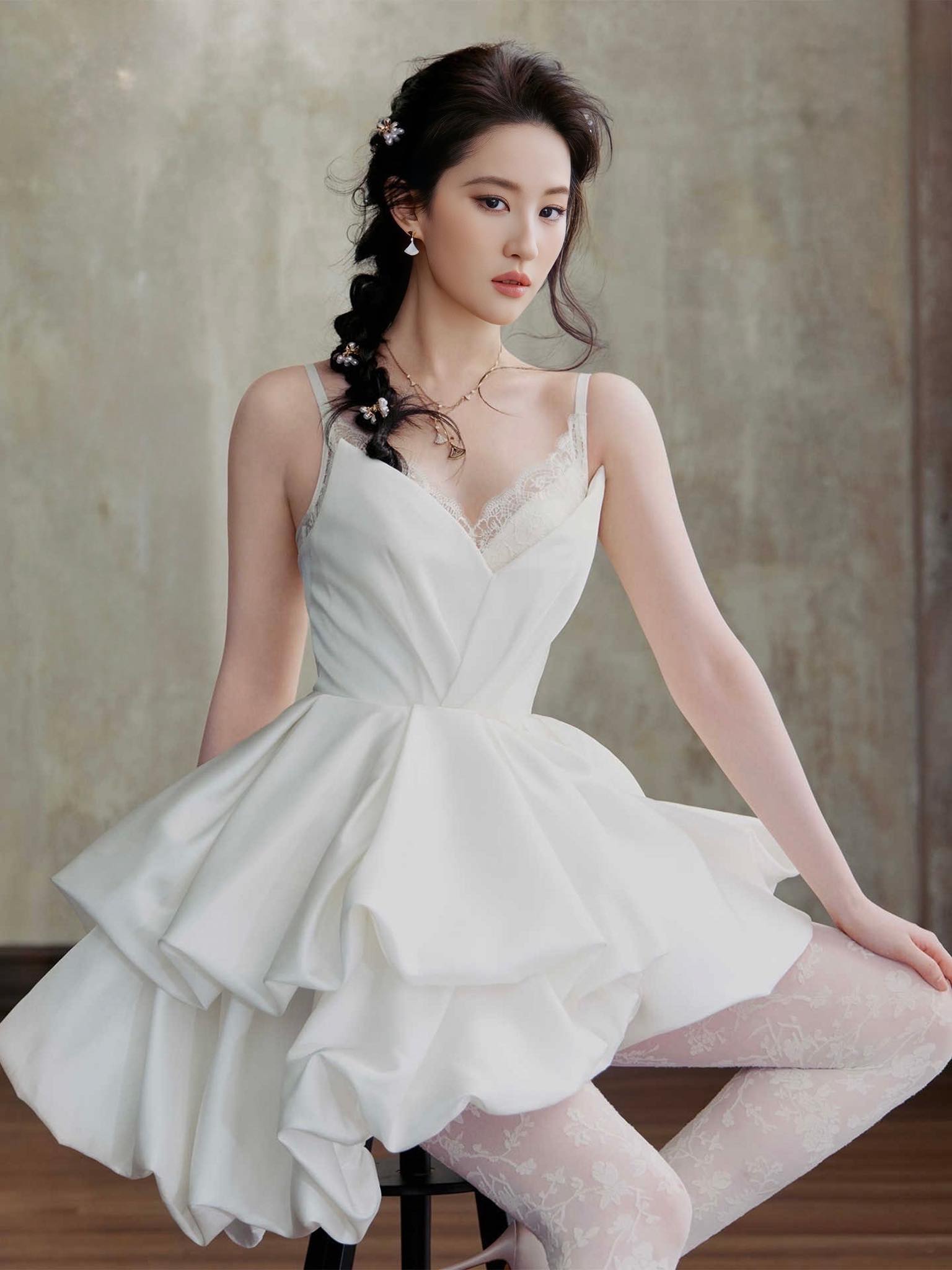 Lưu Diệc Phi &ldquo;độc to&agrave;n th&acirc;n&rdquo; suốt 8 năm sau khi chia tay nam thần H&agrave;n Quốc- Ảnh 1.