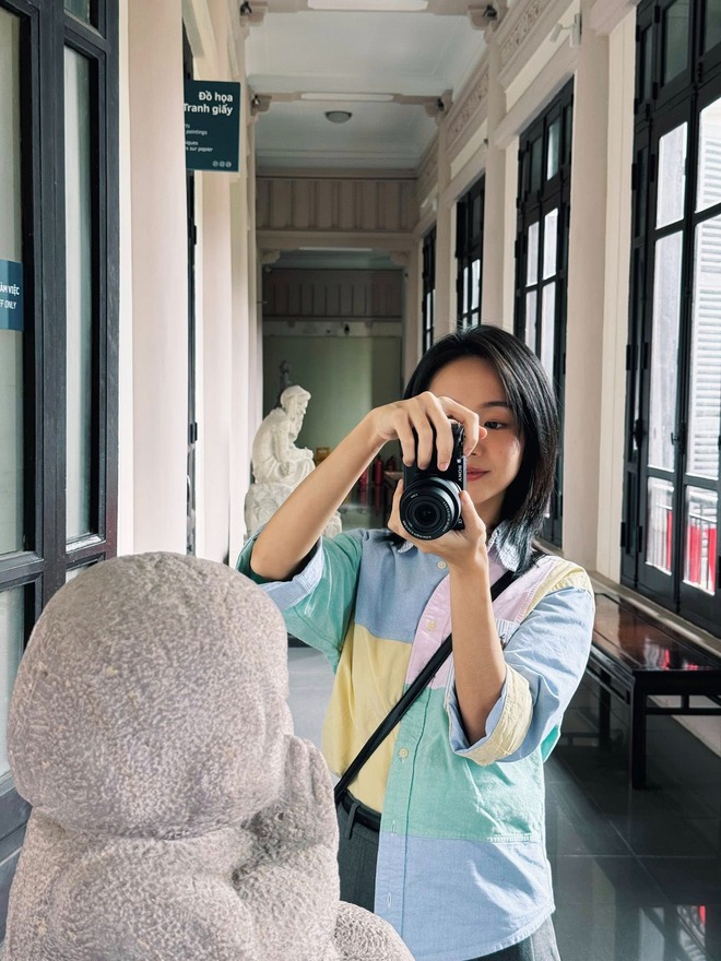 "N&agrave;ng thơ showbiz" cao vỏn vẹn 1m50: Mặc đẹp qu&ecirc;n sầu, đứng ở đ&acirc;u cũng ph&aacute;t s&aacute;ng- Ảnh 9.