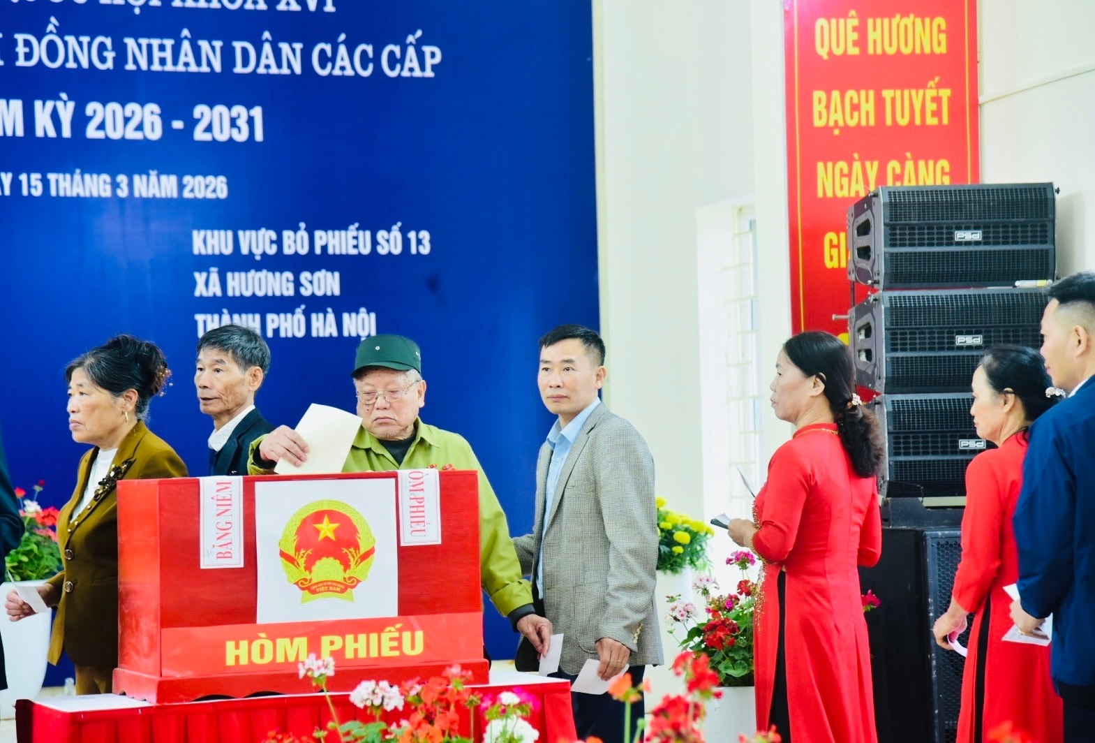 Kết th&uacute;c bầu cử, cả nước c&oacute; 99,38% cử tri đi bỏ phiếu- Ảnh 1.