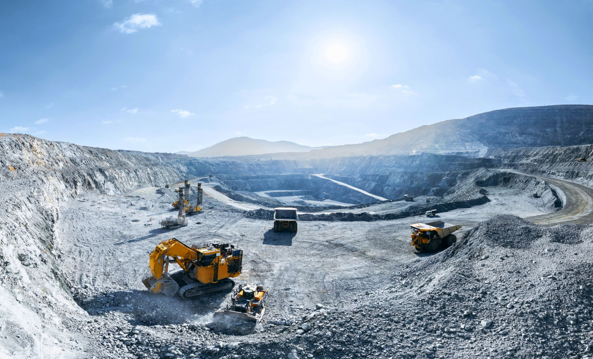 Kho b&aacute;u trị gi&aacute; 1.500 tỷ USD nằm trong một ngọn n&uacute;i lửa cổ đại khiến Mỹ "nửa mừng nửa lo"- Ảnh 2.