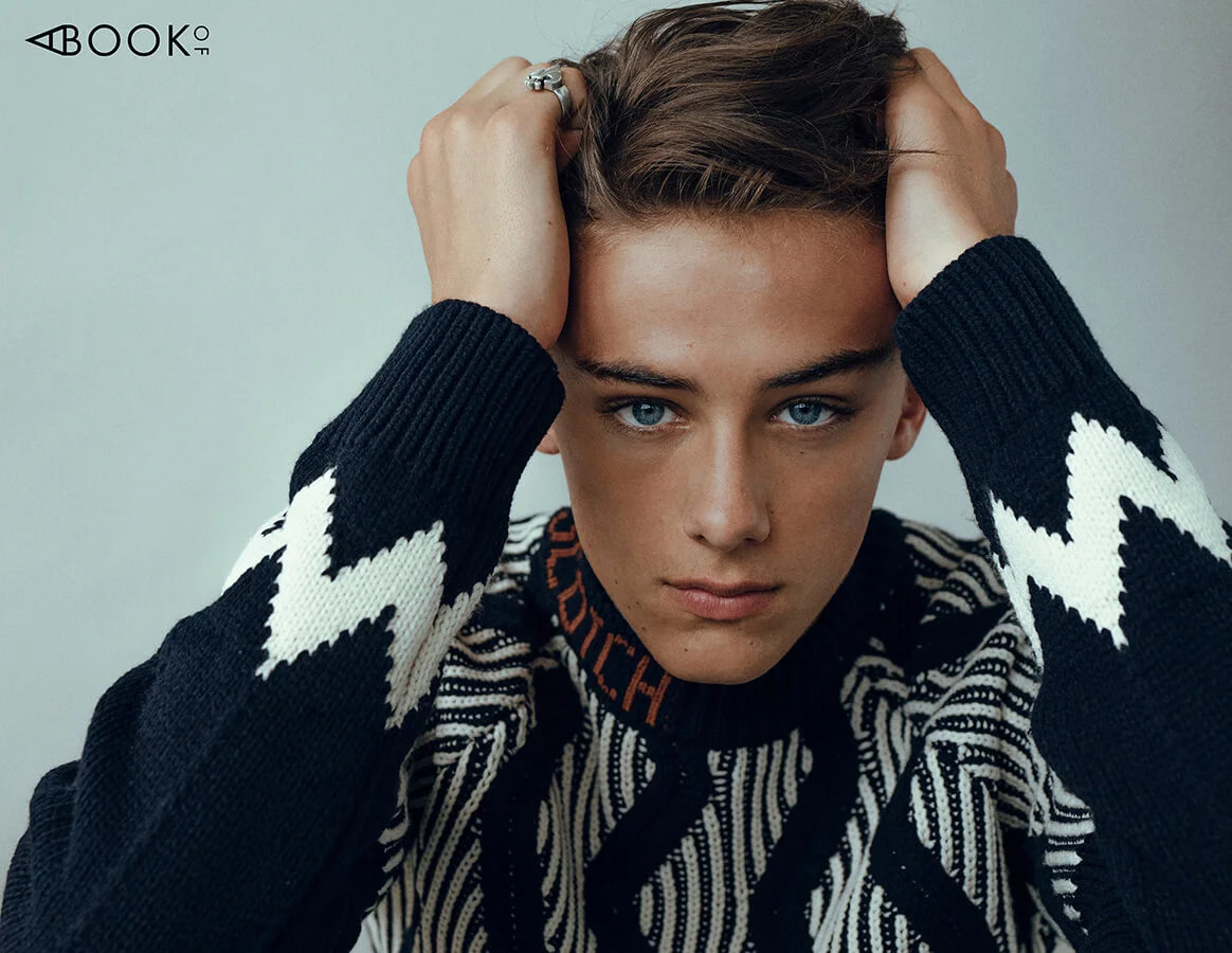 "Cậu b&eacute; đẹp trai nhất thế giới" sau 10 năm: Hiện tại cao 1m90, visual c&oacute; c&ograve;n sức h&uacute;t?- Ảnh 5.