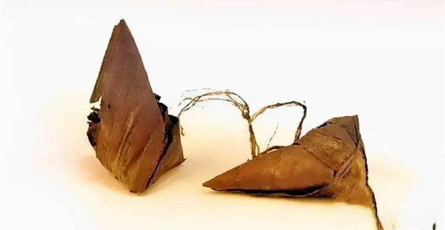 Bật nắp quan tài cổ 700 năm, chuyên gia sững sờ: Lỗ chân lông người phụ nữ vẫn rõ, tay còn cầm vật lạ- Ảnh 5. Bật nắp quan tài cổ 700 năm, chuyên gia sững sờ: Lỗ chân lông người phụ nữ vẫn rõ, tay còn cầm vật lạ- Ảnh 5.