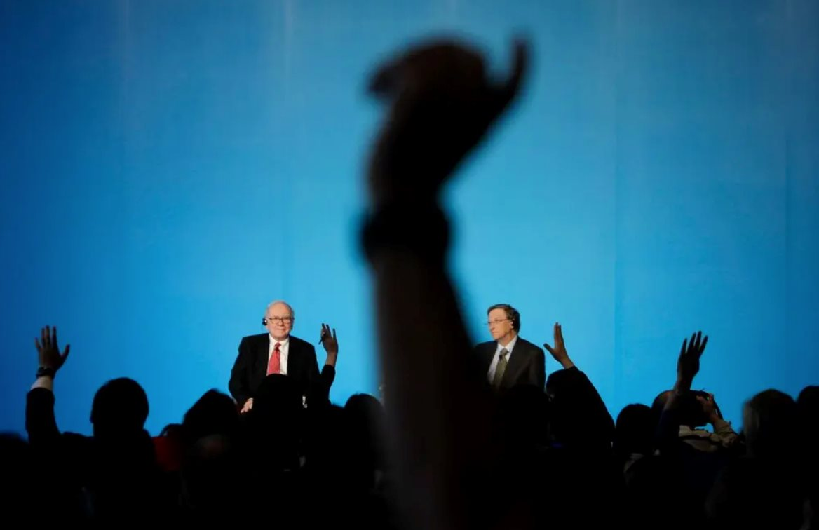 Bill Gates bị loạt tỷ ph&uacute; quay lưng- Ảnh 1.