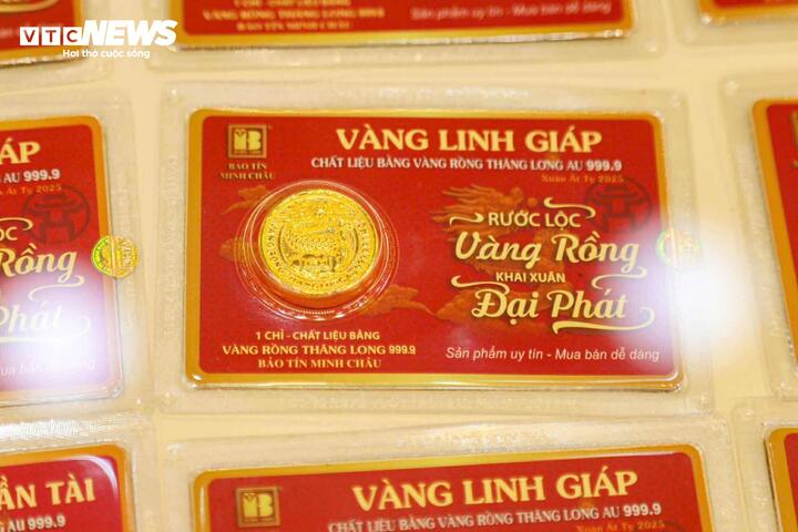 Gi&aacute; v&agrave;ng giảm li&ecirc;n tục, c&oacute; n&ecirc;n mua?- Ảnh 2.