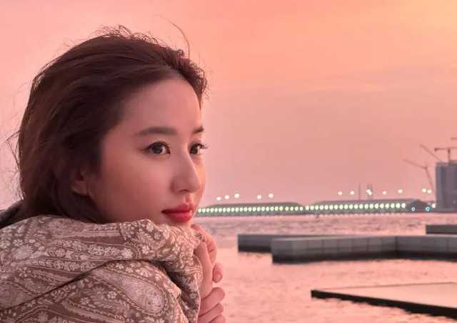 74 tuổi vẫn x&aacute;ch vali đi nhanh như gi&oacute;: B&iacute; mật ph&iacute;a sau trạng th&aacute;i "kh&iacute; huyết dồi d&agrave;o" của phụ nữ- Ảnh 5.