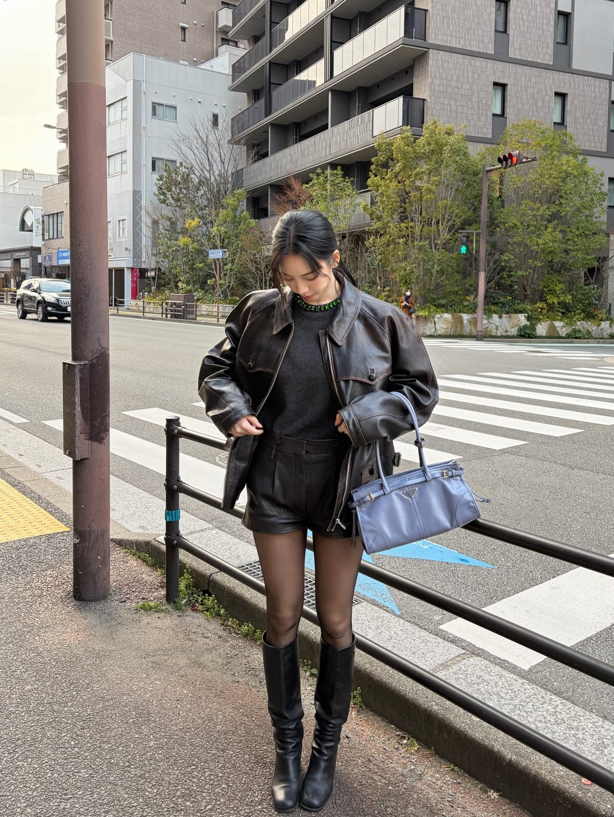 2026, d&aacute;ng t&uacute;i n&agrave;y sẽ hiện diện khắp nơi: Jennie đẩy Chanel hot nhất trend, giờ th&igrave; brand n&agrave;o cũng c&oacute;- Ảnh 19.