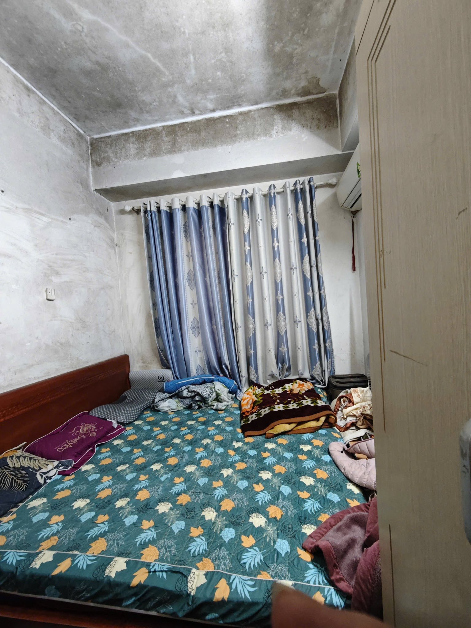 Rao b&aacute;n căn hộ 58m&sup2; gi&aacute; 3 tỷ nhưng tường ẩm thấp, mốc meo ở HH Linh Đ&agrave;m: Cận cảnh b&ecirc;n trong khiến nhiều người cho&aacute;ng v&aacute;ng- Ảnh 3.