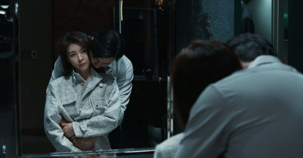 Phim mới của Joo Ji Hoon cháy ngoài sức tưởng tượng: Nam chính mặt búng ra “chữ đểu”, mang ngay tập 2 đến đây- Ảnh 2. Phim mới của Joo Ji Hoon cháy ngoài sức tưởng tượng: Nam chính mặt búng ra “chữ đểu”, mang ngay tập 2 đến đây- Ảnh 2.