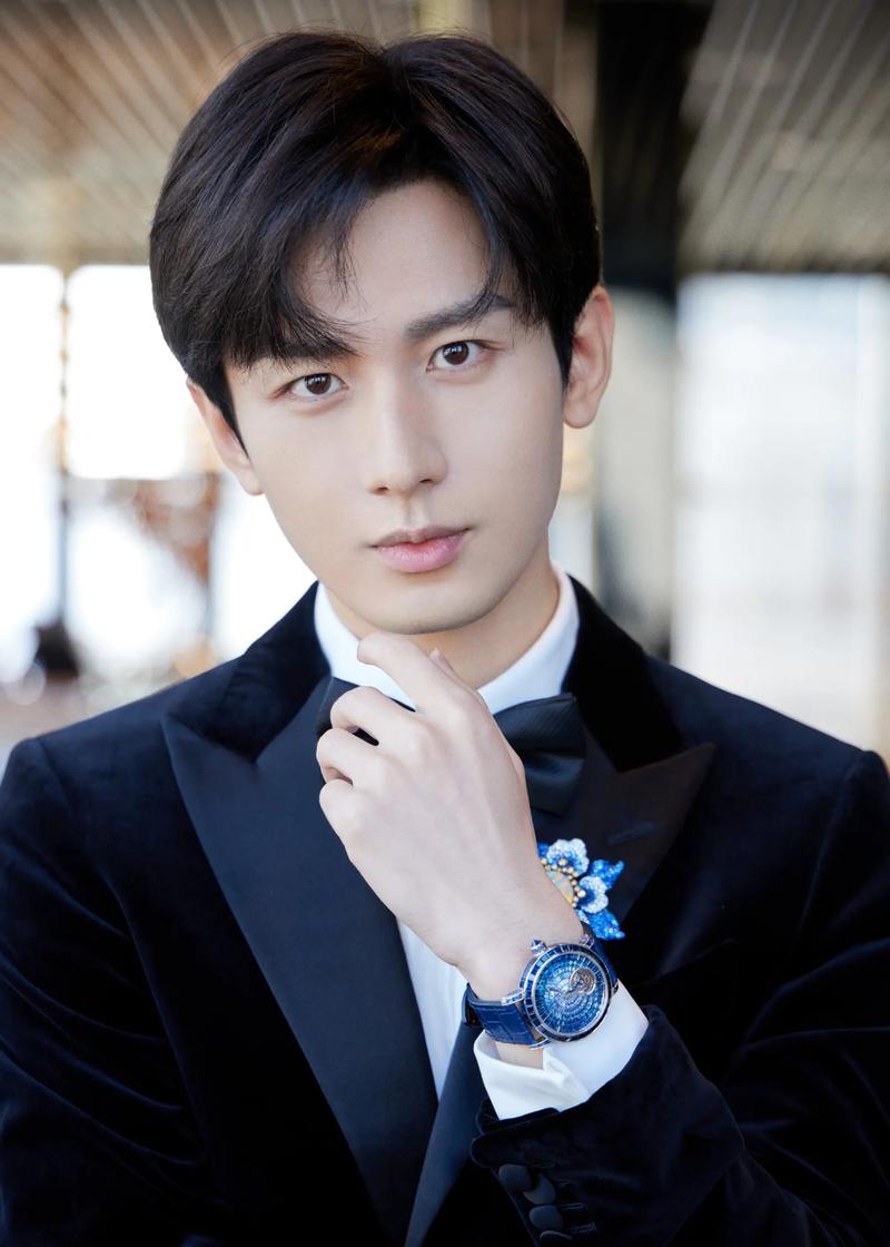 Th&agrave;nh Nghị vướng nghi vấn gian lận tuổi t&aacute;c- Ảnh 1.