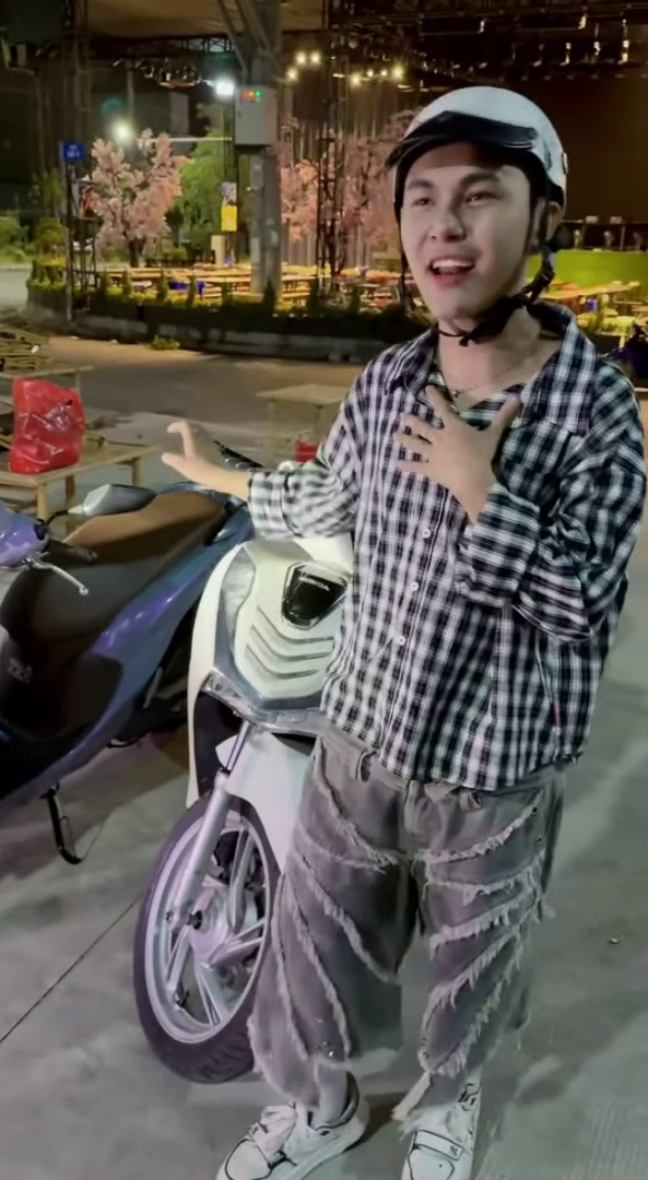 Nam nh&acirc;n vi&ecirc;n tr&uacute;ng độc đắc 18 tỉ đồng tiếp tục l&agrave;m điều bất ngờ- Ảnh 1.