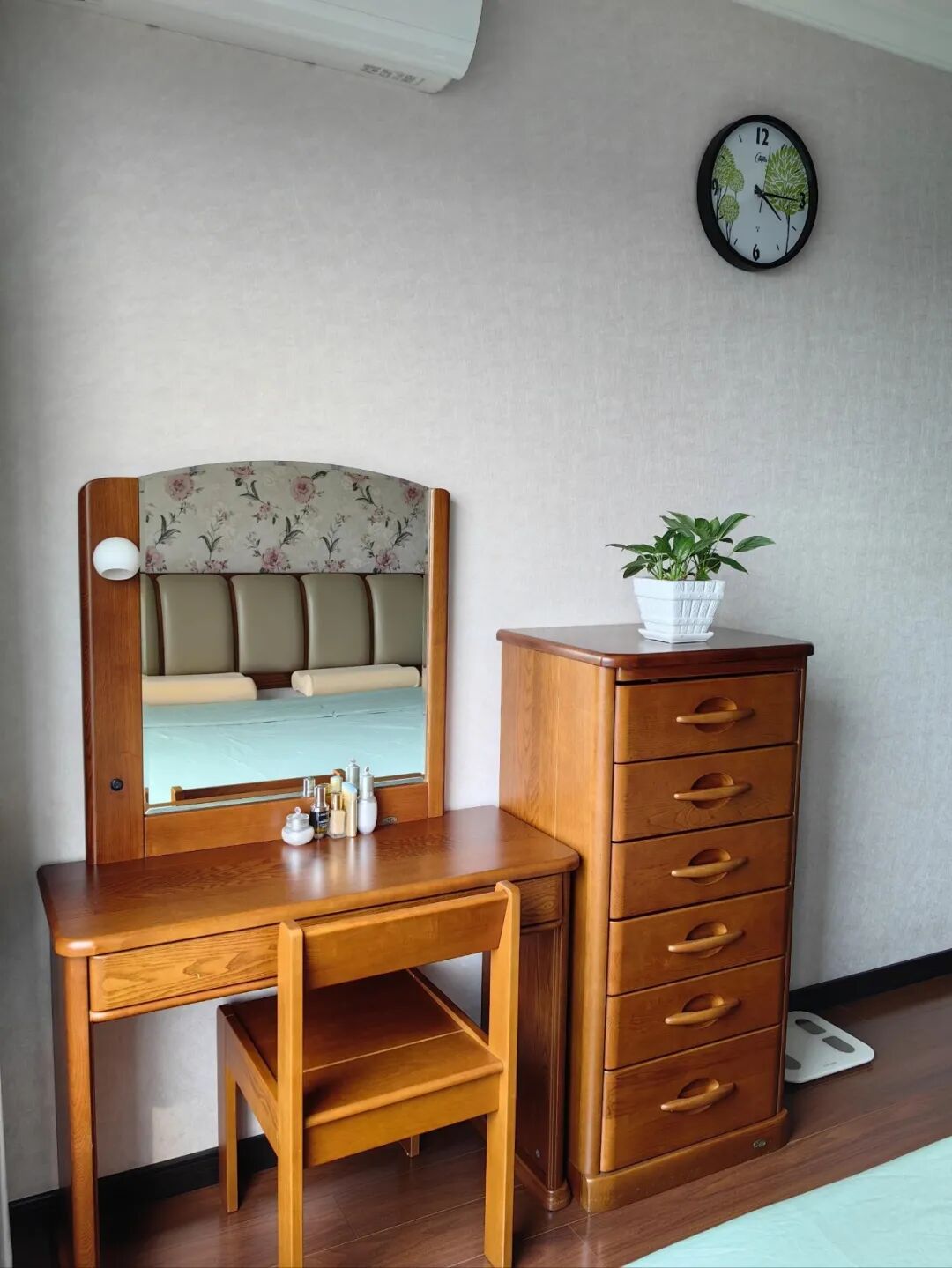 Một ng&ocirc;i nh&agrave; c&oacute; thể sạch đến mức n&agrave;o? Nh&igrave;n căn nh&agrave; của người phụ nữ 50 tuổi, t&ocirc;i hiểu: Sạch thật sự l&agrave; nhờ 10 th&oacute;i quen n&agrave;y- Ảnh 2.