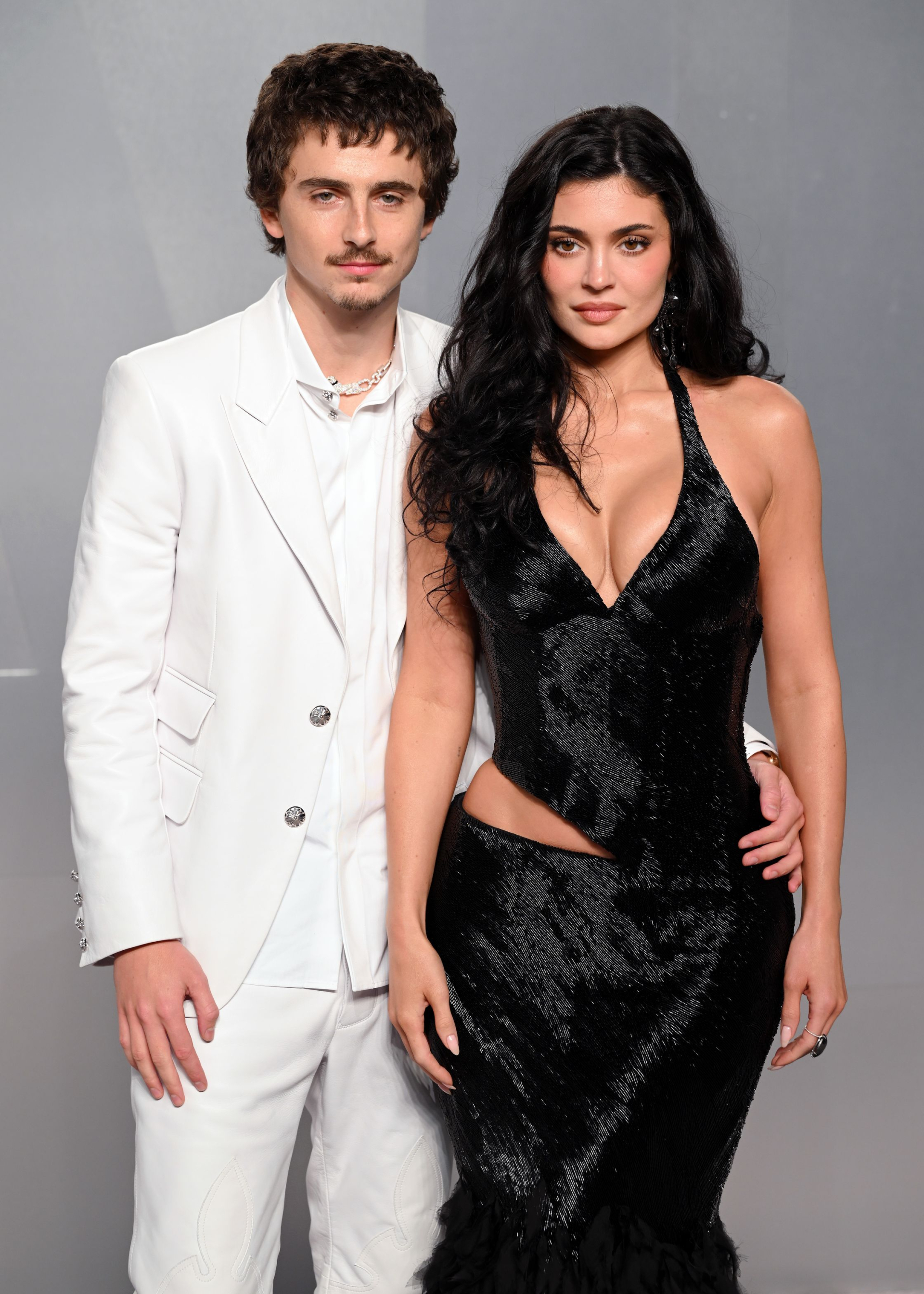 H&agrave;o quang ch&agrave;ng thơ tắt lịm: Timoth&eacute;e Chalamet được khuy&ecirc;n h&atilde;y th&aacute;o chạy khỏi Kylie Jenner!- Ảnh 14.