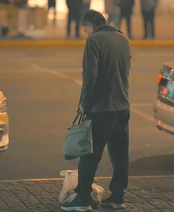 T&agrave;i khoản vừa ph&aacute;t sinh số dư 520 triệu đồng đ&atilde; bị khấu trừ ngay 420 triệu, người chuyển khoản kiện ra t&ograve;a: "Ng&acirc;n h&agrave;ng kh&ocirc;ng c&oacute; quyền trừ nợ"- Ảnh 3.