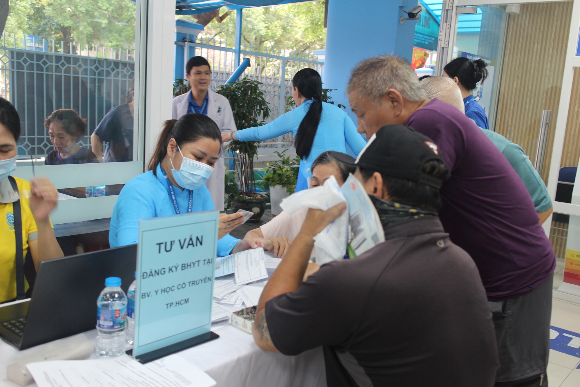 C&aacute;ch thanh to&aacute;n viện ph&iacute; khi c&oacute; thẻ BHYT- Ảnh 1.