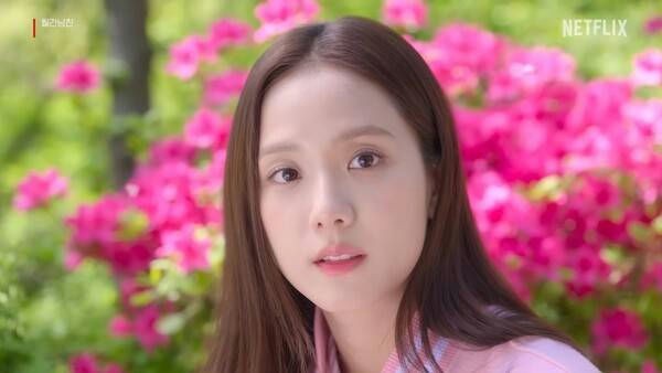 "C&ocirc;ng ch&uacute;a Dior" d&ugrave;ng 1 m&oacute;n mỹ phẩm b&igrave;nh d&acirc;n, fan mừng rơi nước mắt: Gi&aacute; rẻ, mua dễ ợt- Ảnh 2.