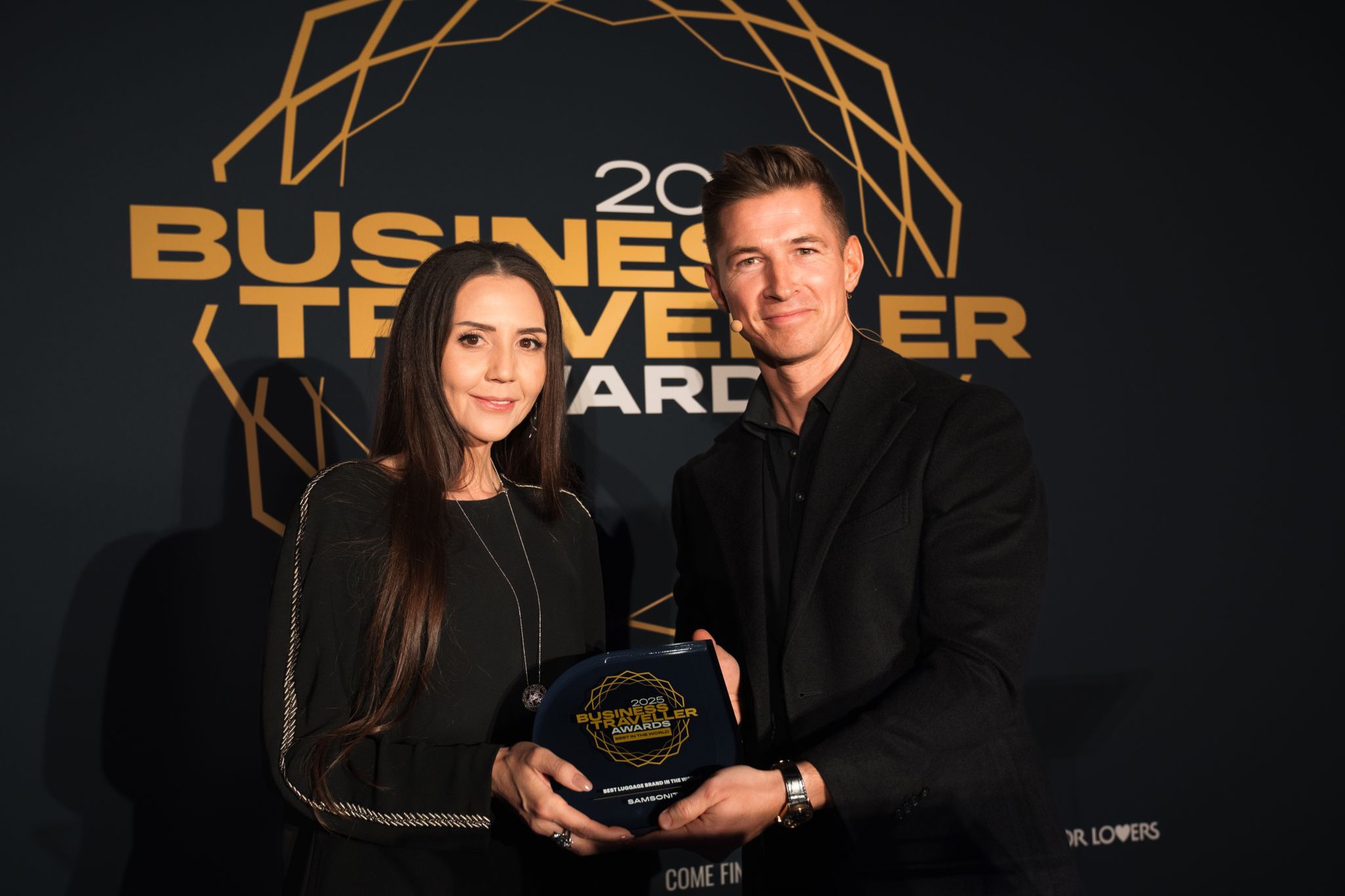 Samsonite được vinh danh &ldquo;Thương hiệu vali tốt nhất thế giới&rdquo; tại Business Traveller Awards 2025- Ảnh 1.