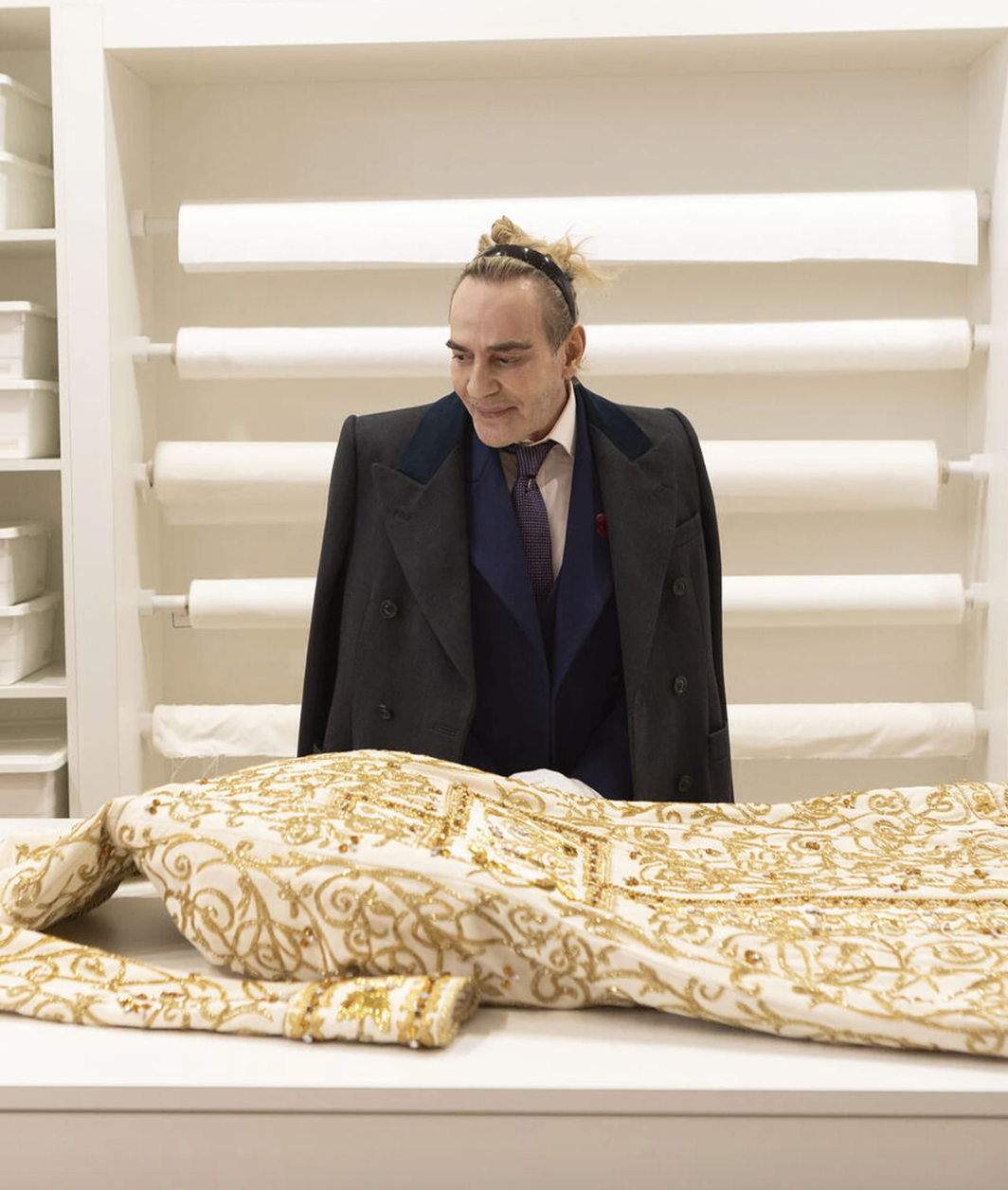 Cựu GĐST Dior collab với Zara: M&agrave;n hợp t&aacute;c bất ngờ c&oacute; khả năng sẽ thay đổi lịch sử thời trang nhanh- Ảnh 3.