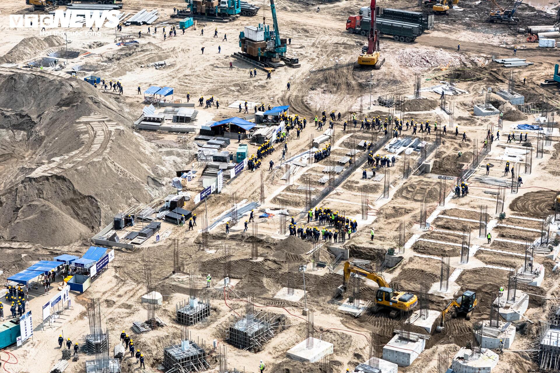 H&igrave;nh h&agrave;i s&acirc;n vận động Trống Đồng lớn nhất thế giới ở ngoại th&agrave;nh H&agrave; Nội- Ảnh 6.