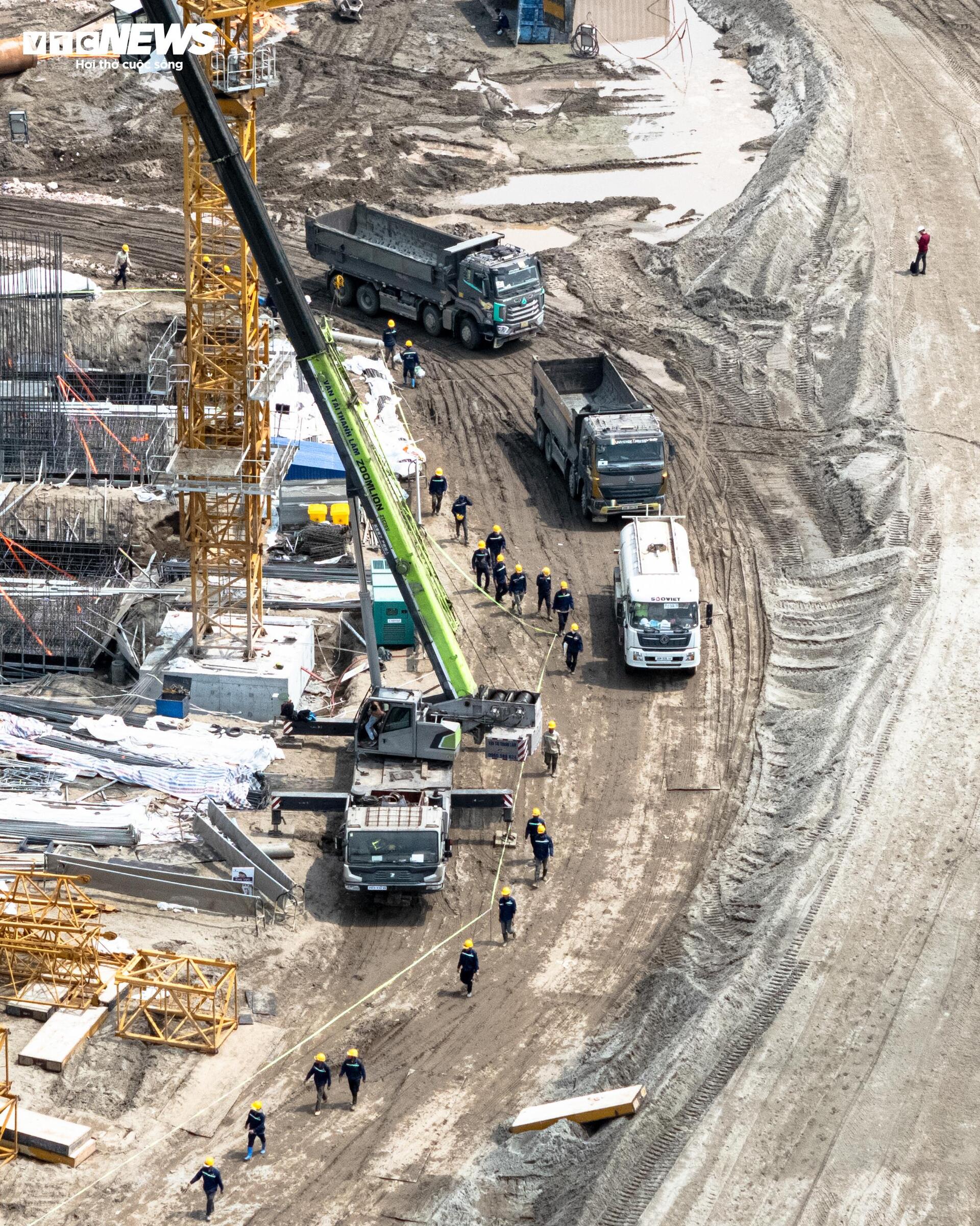 H&igrave;nh h&agrave;i s&acirc;n vận động Trống Đồng lớn nhất thế giới ở ngoại th&agrave;nh H&agrave; Nội- Ảnh 11.