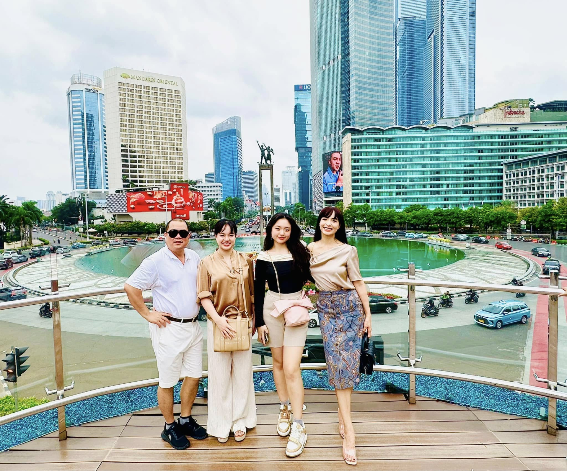 Nhạc sĩ Minh Khang đi chơi golf, du lịch nước ngo&agrave;i li&ecirc;n tục- Ảnh 10.