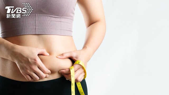 Mỡ thừa ở đ&acirc;y l&agrave; điều "đau n&atilde;o" nhất: Đẩy nhanh qu&aacute; tr&igrave;nh l&atilde;o h&oacute;a v&agrave; teo n&atilde;o- Ảnh 3.