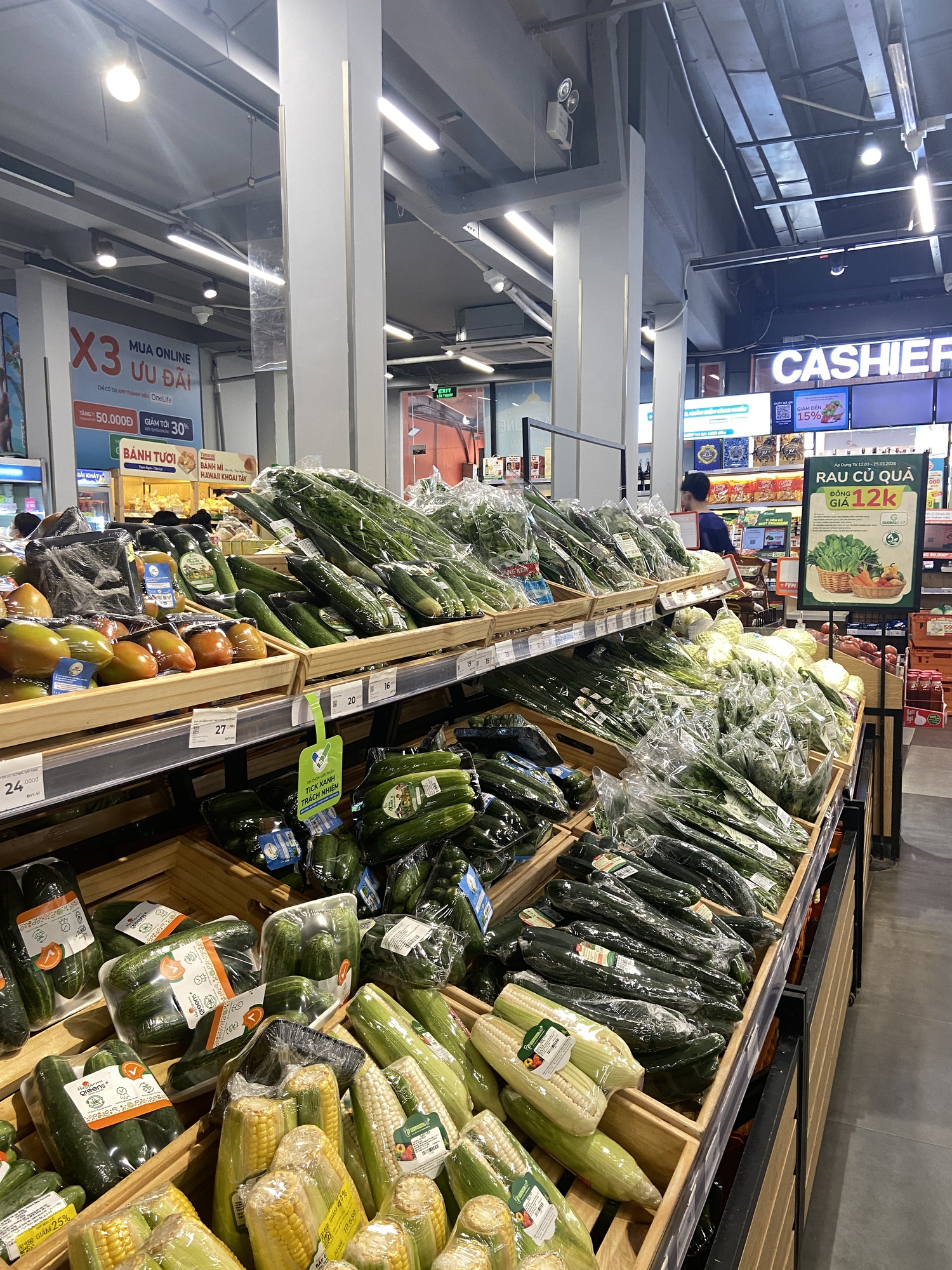 Mua rau si&ecirc;u thị 23.000 m&agrave; ra chợ tận 40.000 đồng: C&oacute; phải b&acirc;y giờ đi si&ecirc;u thị rẻ hơn đi chợ?- Ảnh 4.