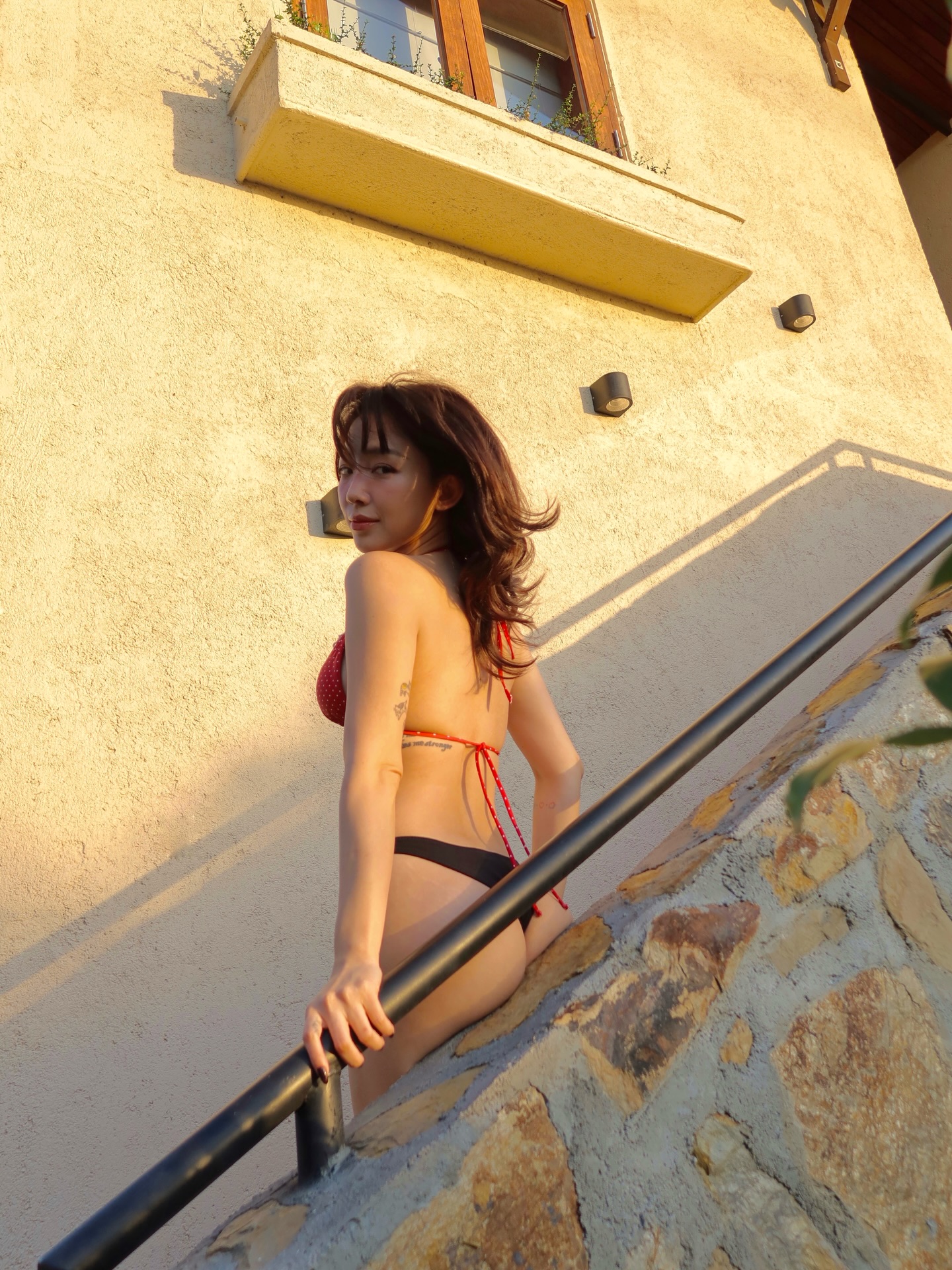 T&oacute;c Ti&ecirc;n diện bikini khoe body kh&eacute;t, netizen chốt đ&uacute;ng 1 từ!- Ảnh 4.