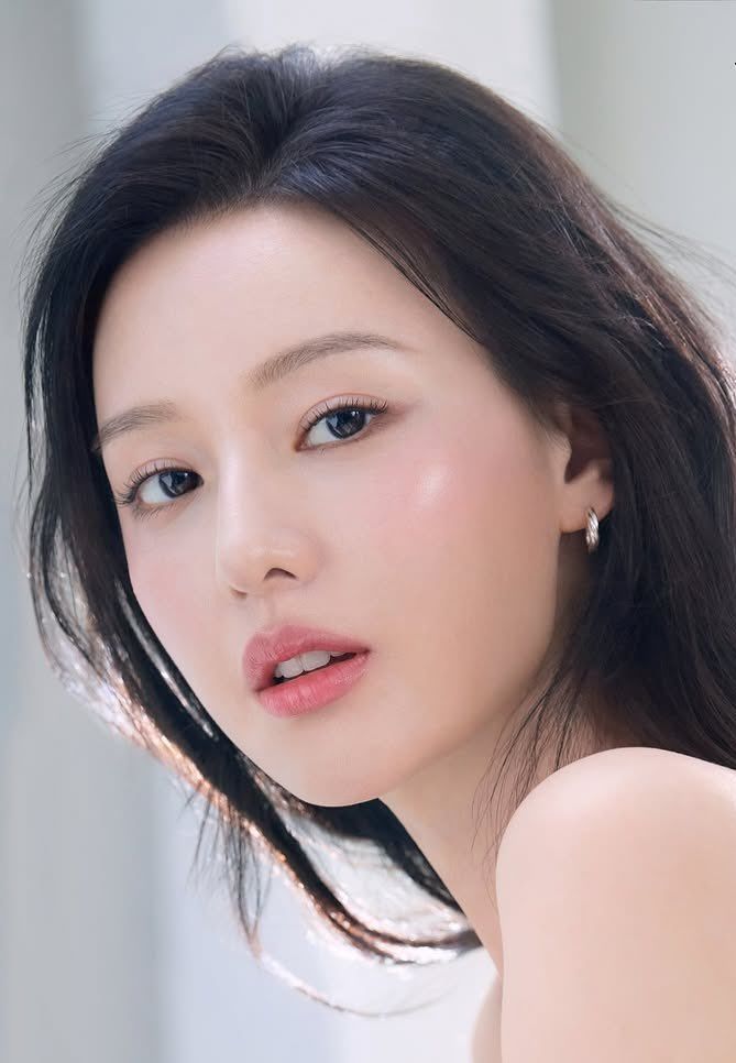 Volufiline: Filler dạng b&ocirc;i g&acirc;y t&ograve; m&ograve; nhất hiện nay c&oacute; thực sự thần th&aacute;nh?- Ảnh 1.