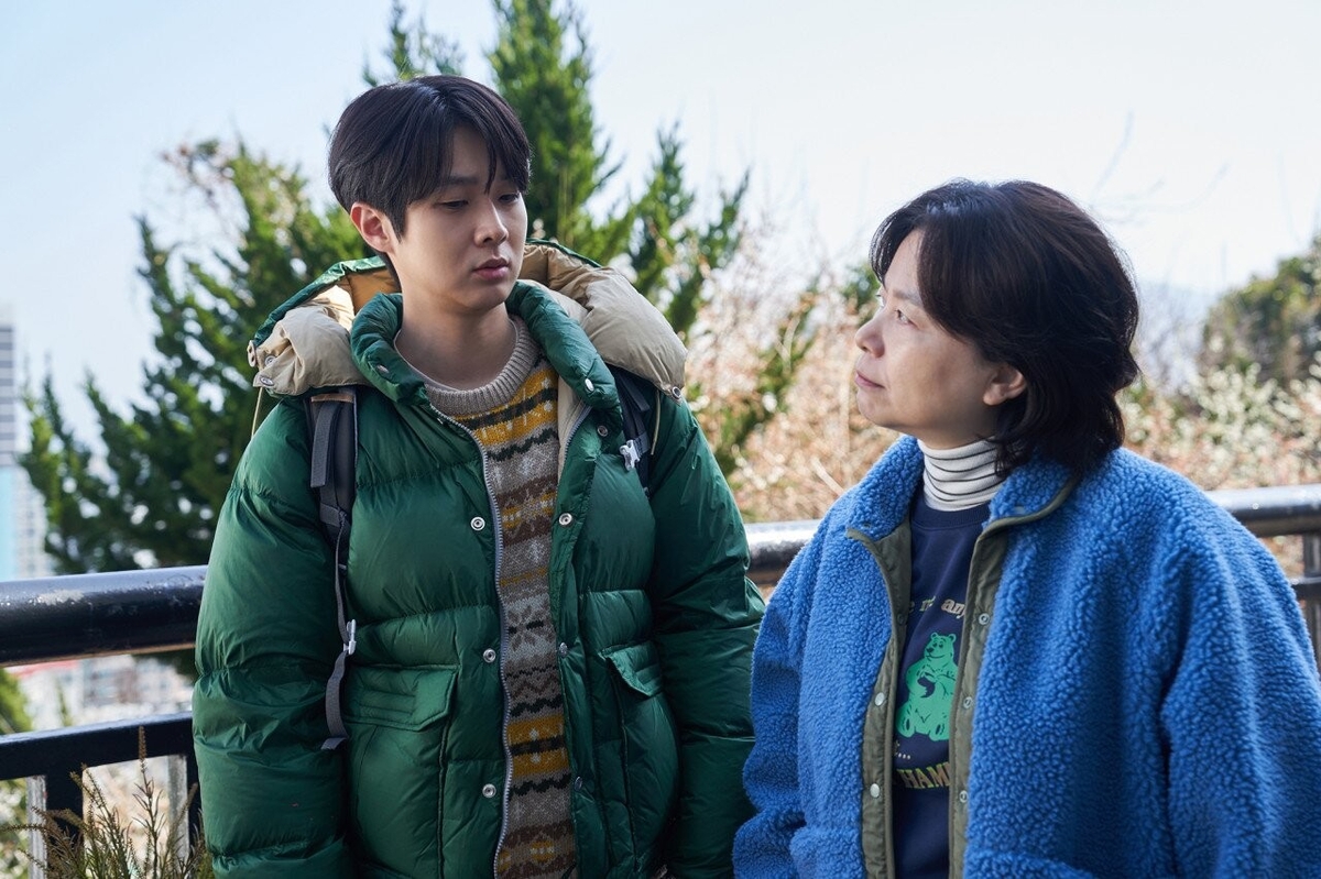 Tuyến lệ cạn kiệt v&igrave; phim H&agrave;n n&agrave;y mất th&ocirc;i: Nam ch&iacute;nh lấy nước mắt qu&aacute; giỏi, netizen Việt kh&ocirc;ng ch&ecirc; được c&acirc;u n&agrave;o- Ảnh 3.