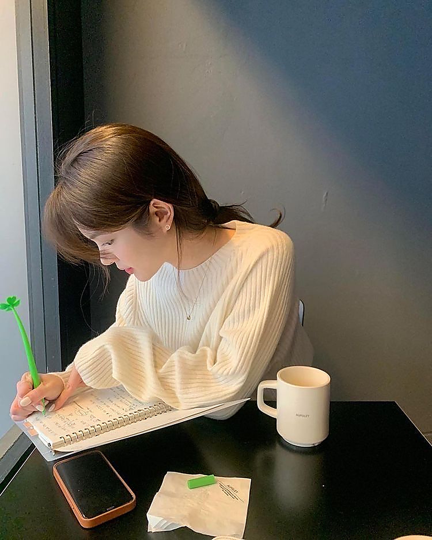 4 con gi&aacute;p c&agrave;ng học l&ecirc;n cao c&agrave;ng tỏa s&aacute;ng- Ảnh 2.