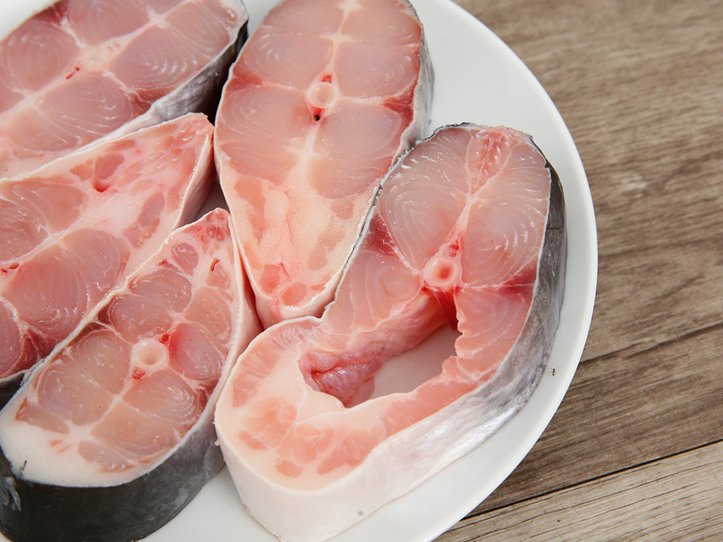 10 loại c&aacute; b&igrave;nh d&acirc;n nhưng bổ ngang c&aacute; hồi, ra chợ l&agrave; mua được- Ảnh 9.