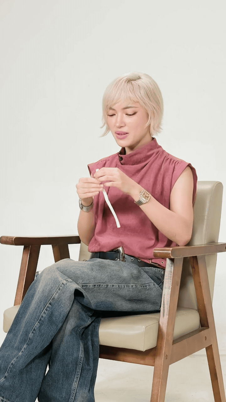 Ch&acirc;u B&ugrave;i n&oacute;i 1 c&acirc;u khi bị fan "chất vấn" chuyện cưới Binz, thừa nhận &ldquo;chưa ai book&rdquo; đi h&aacute;t- Ảnh 4.