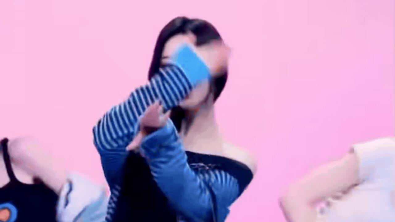 Cuối c&ugrave;ng mỹ nh&acirc;n n&agrave;y cũng hết flop: Nổi rần rần nhờ ca kh&uacute;c &ldquo;mỏ hỗn&rdquo;, nhan sắc c&agrave;ng nh&igrave;n l&acirc;u c&agrave;ng g&acirc;y thương nhớ- Ảnh 1.