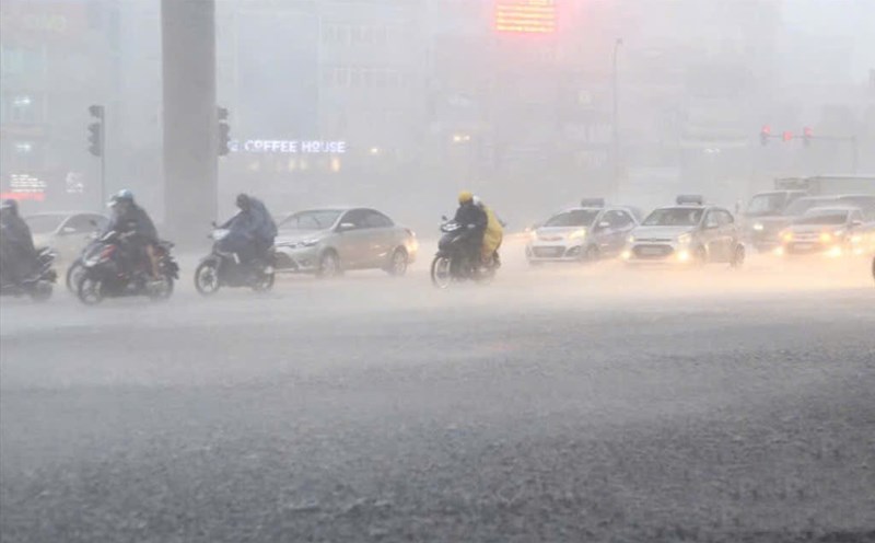 Miền Bắc sắp đ&oacute;n đợt kh&ocirc;ng kh&iacute; lạnh mới, xuất hiện mưa r&agrave;o 2 ng&agrave;y li&ecirc;n tiếp- Ảnh 1.