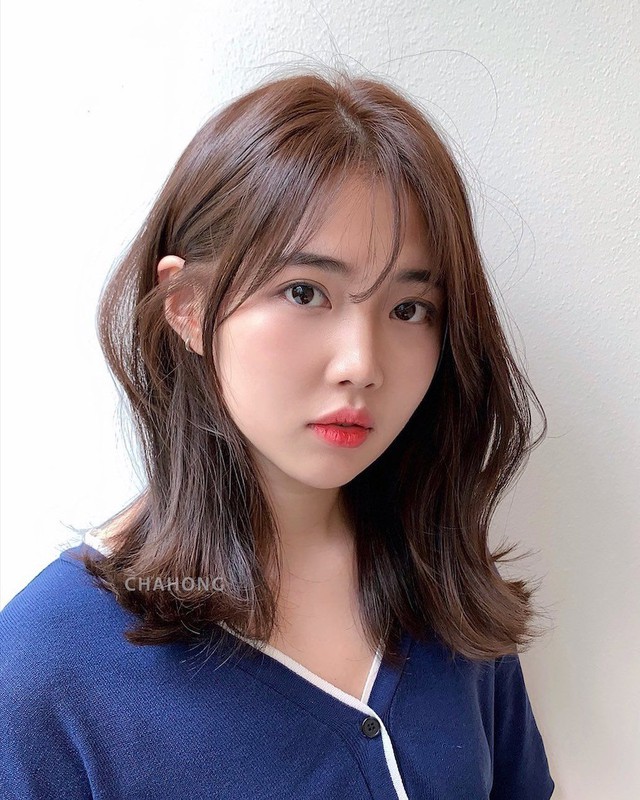 T&oacute;c layer cho mặt tr&ograve;n: Cắt thế n&agrave;o để gọn mặt?- Ảnh 2.